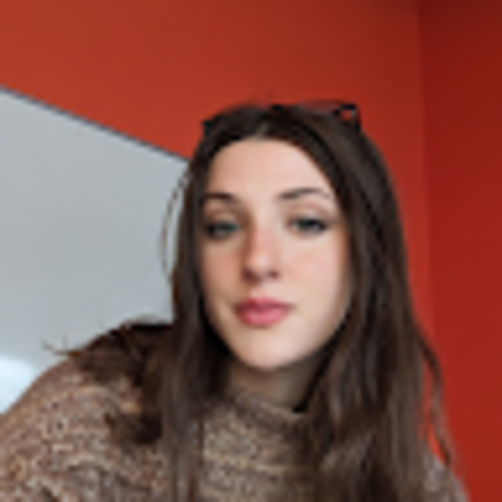 Meet your Posher, Talia